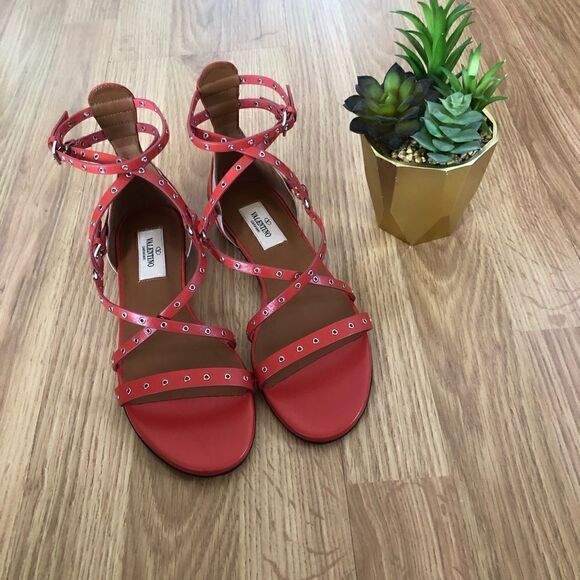 NWOB Valentino Garavani Leather Orange Red Strappy Grommet Flat Sandals